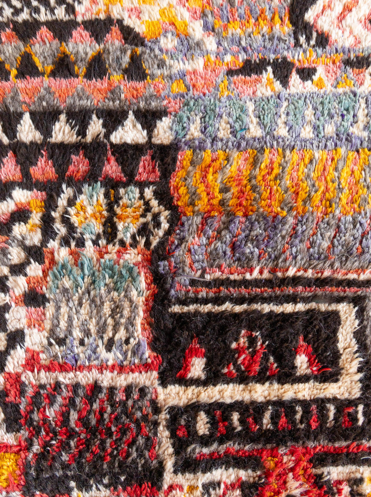 Taznakht 3.3 x 6.4 feet (102 x 195 cm)